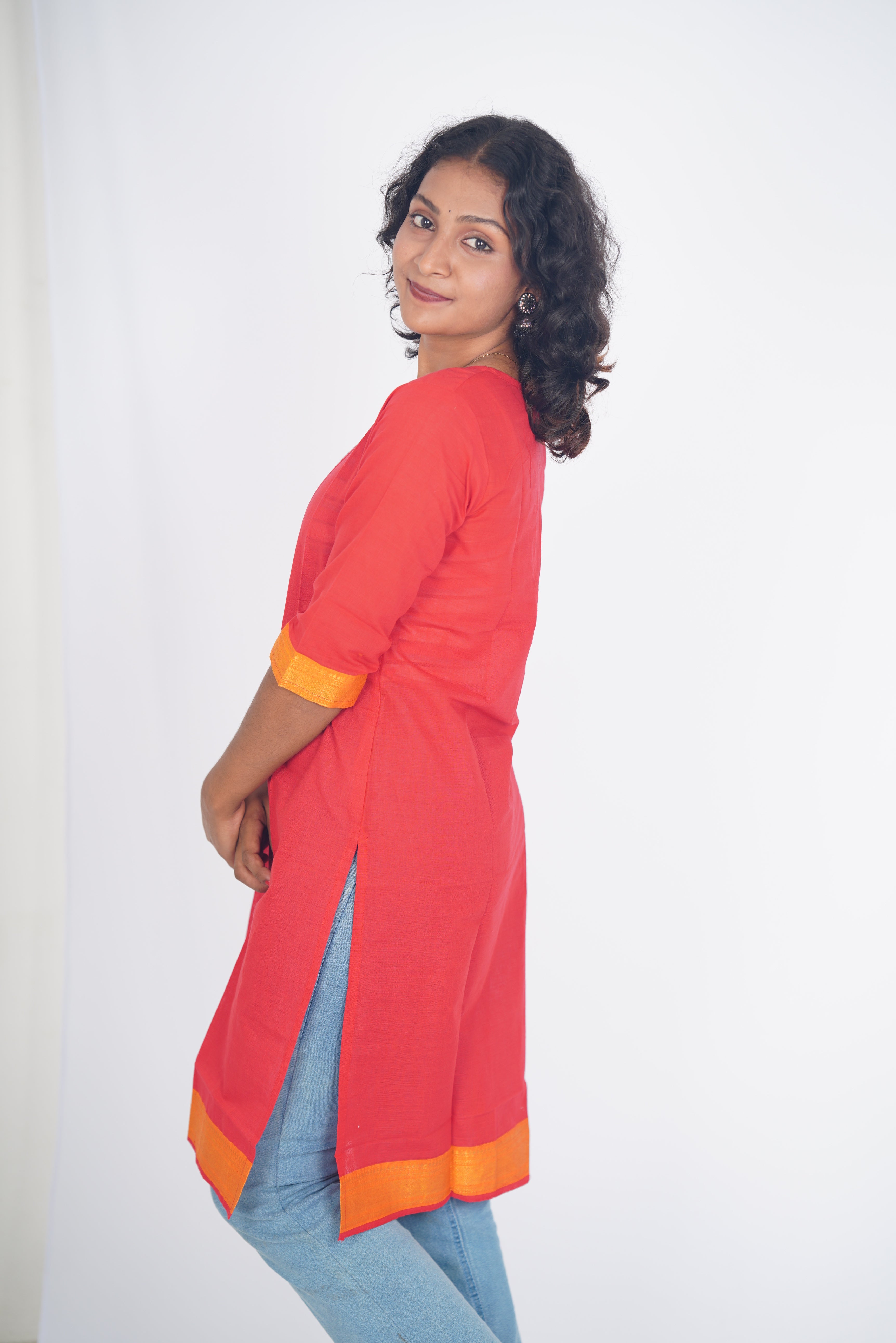 Saffron Crimson Chettinad